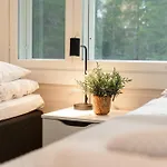 Modern 3br In - Private Sauna & Free Parking