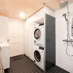 Modern 3br In - Private Sauna & Free Parking *