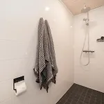 וילה Modern 3br In - Private Sauna & Free Parking רוקה