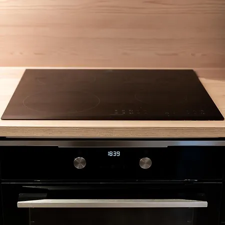 Modern 3br In - Private Sauna & Free Parking Willa