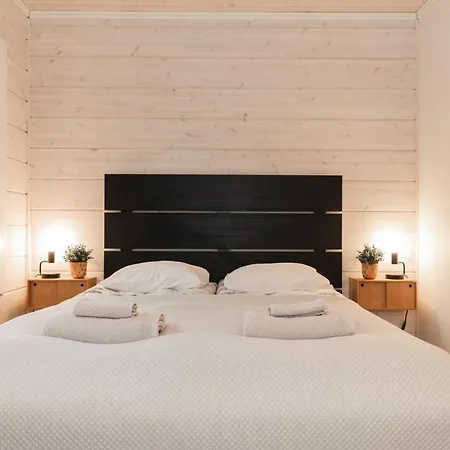Villa Modern 3br In - Private Sauna & Free Parking *