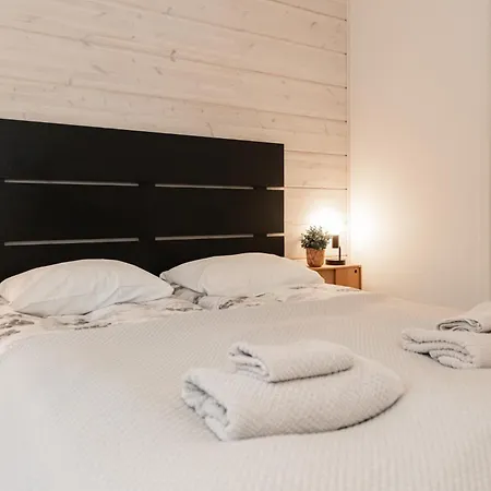 Villa Modern 3br In - Private Sauna & Free Parking