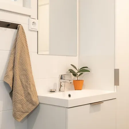 Willa Modern 3br In - Private Sauna & Free Parking *